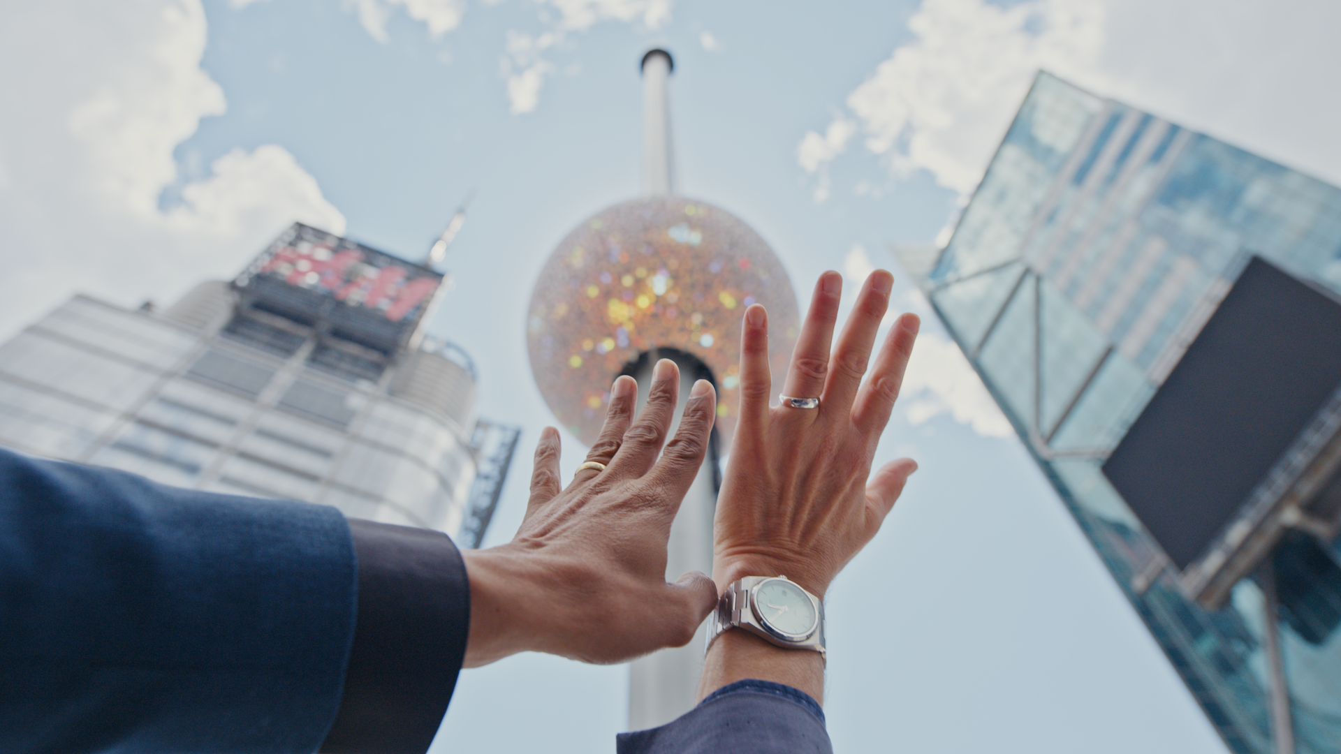 Immagine per Calling All Couples: Say “I Do” in the Crossroads of the World at One Times Square Weddings
